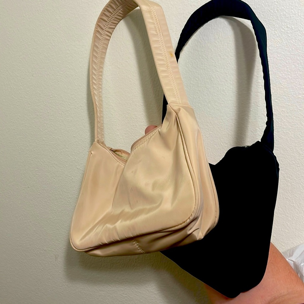 Black and white shoulder bag